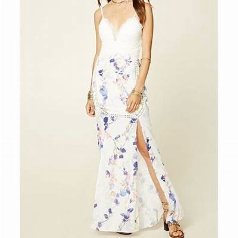Selfie Leslie Maxi Dress